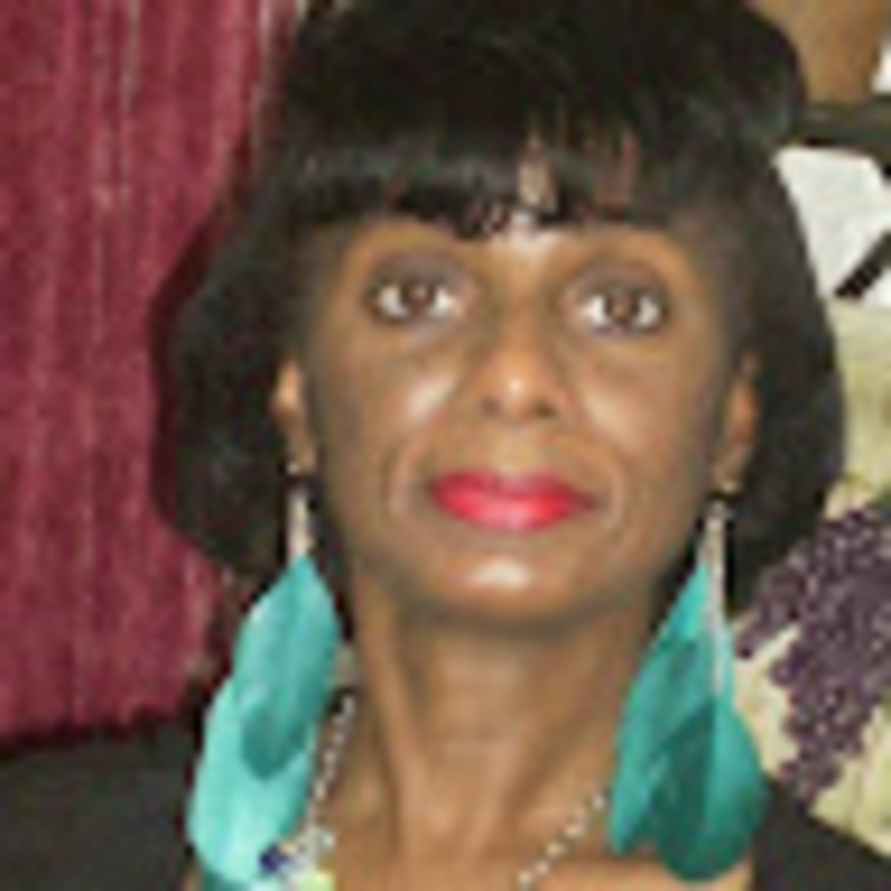 Meet your Posher, Linda